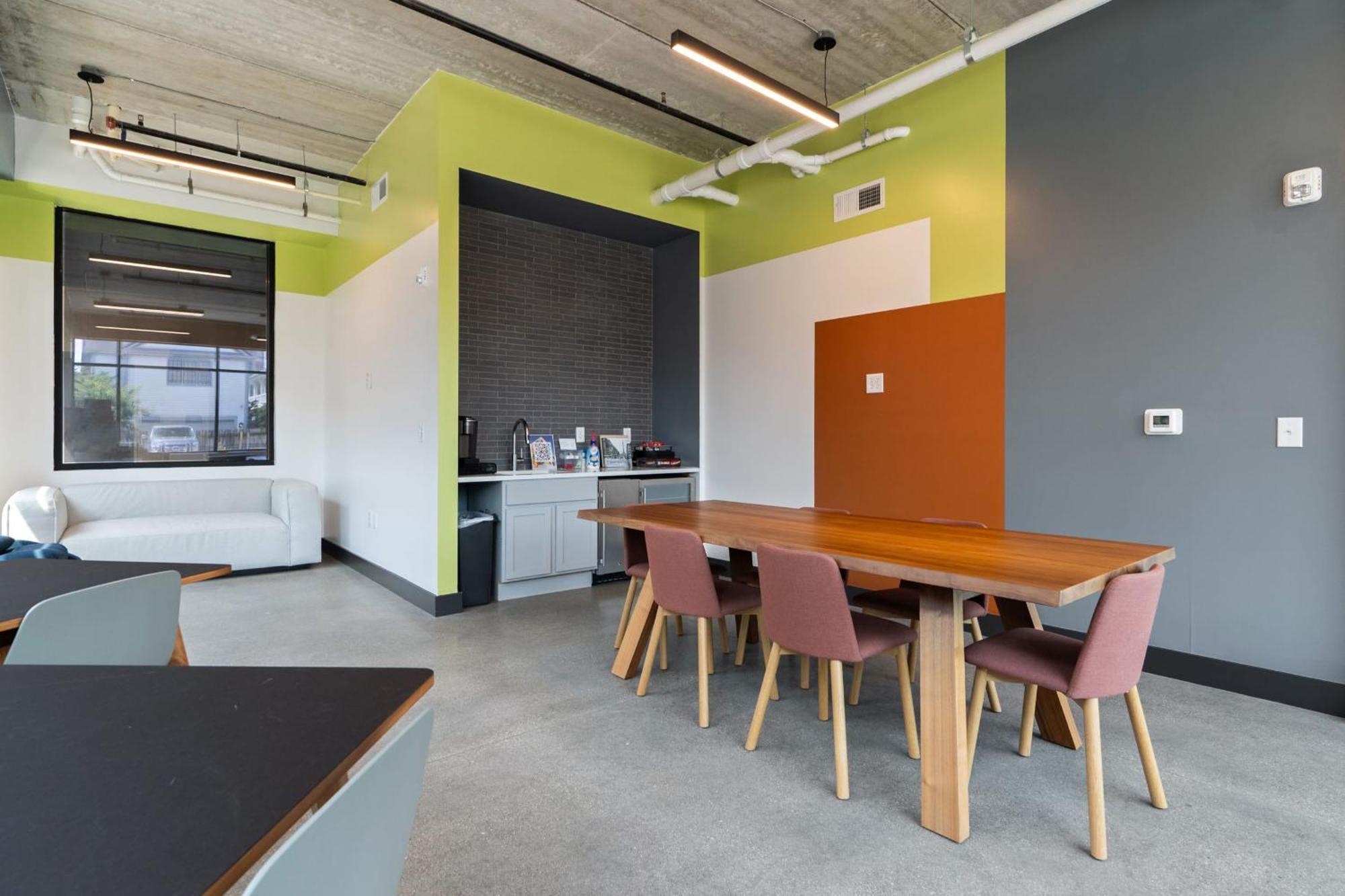 Cozysuites On Mass With Garage Parking #9 Apartment