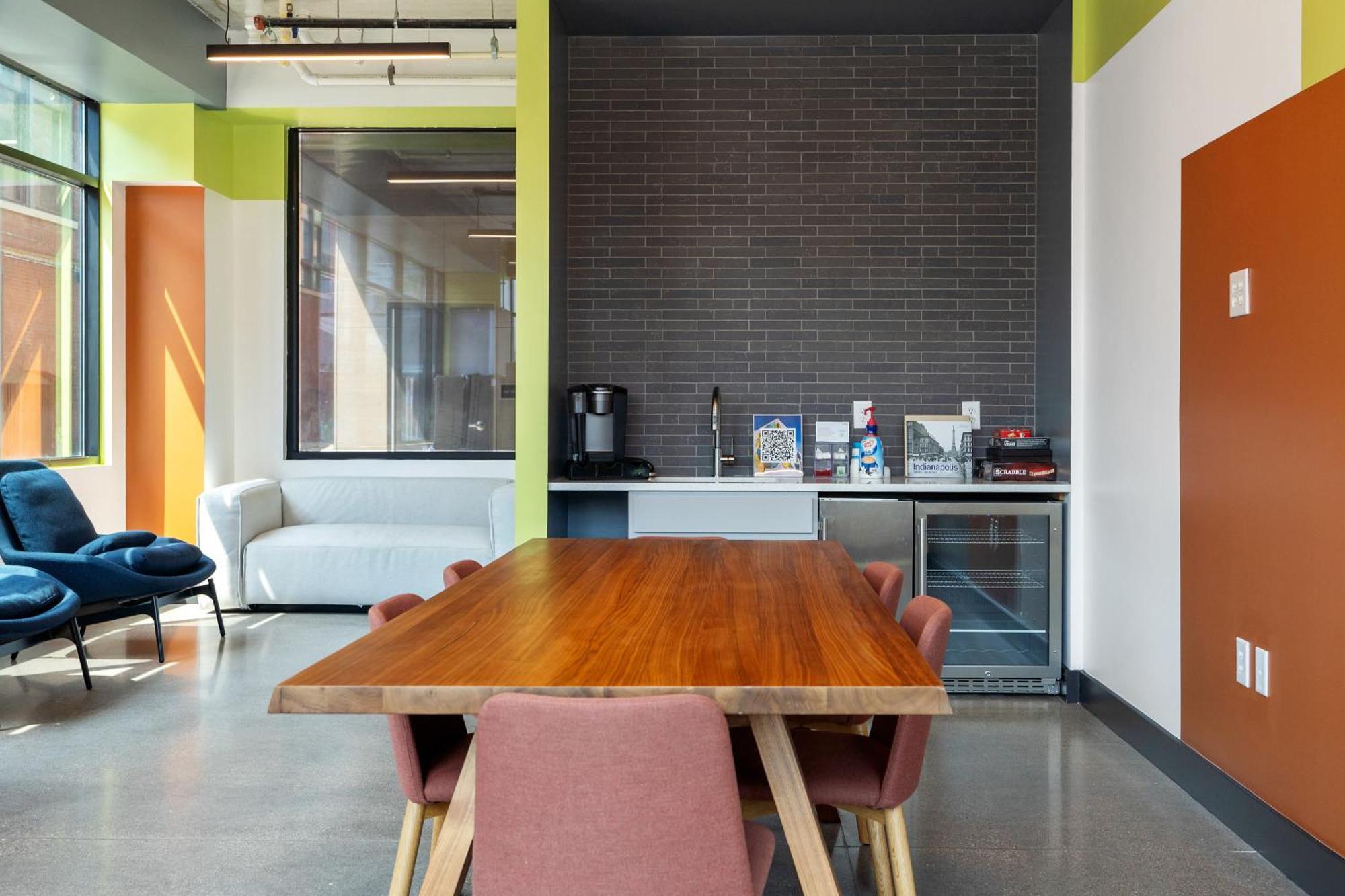Cozysuites On Mass With Garage Parking #9 Apartment Indianapolis